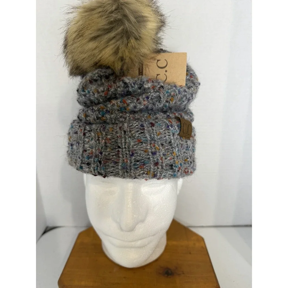 C.C Confetti Knit Beanie Hat Faux Fur Pom Pom Fuzzy Lined Gray One Size NWT